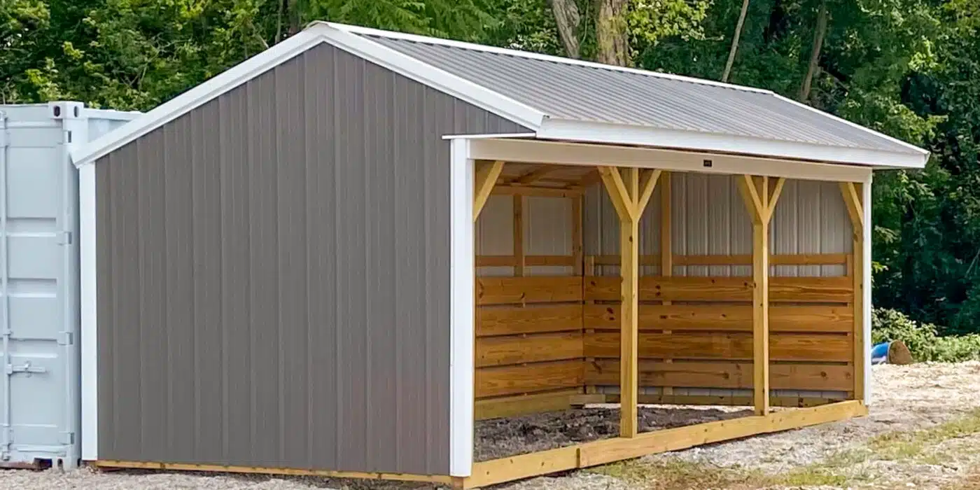 Horse shelter and livestock run-in shed