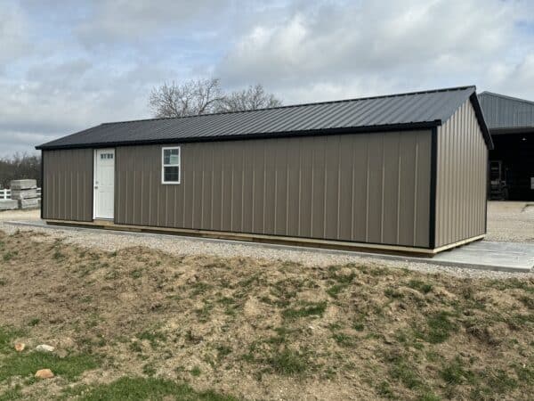 16x40 Ozark's Cabin
