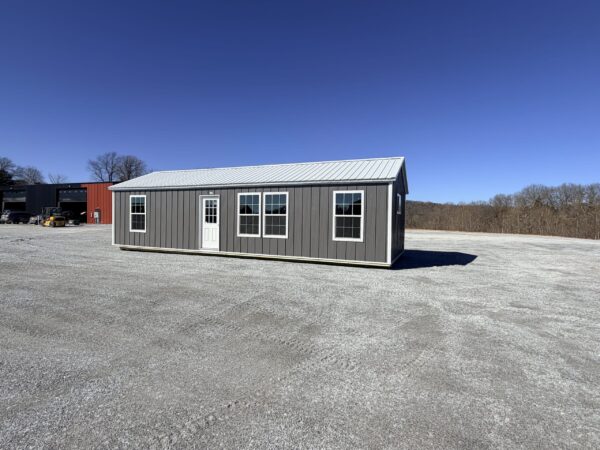 Cabin 16x40