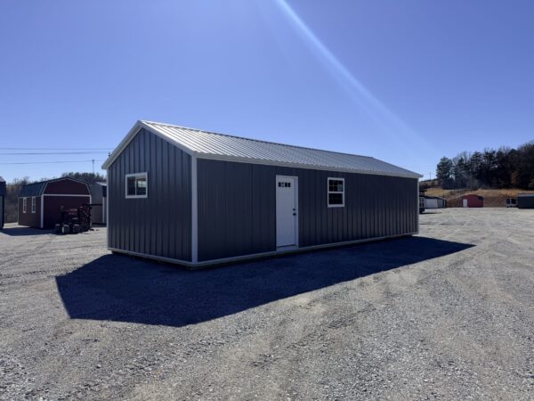 Cabin 16x40