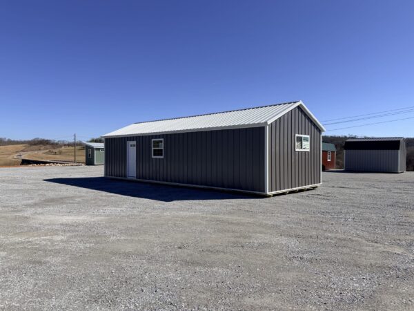 Cabin 16x40