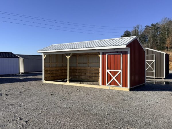 IMG_0439 Loafing Shed 10x24